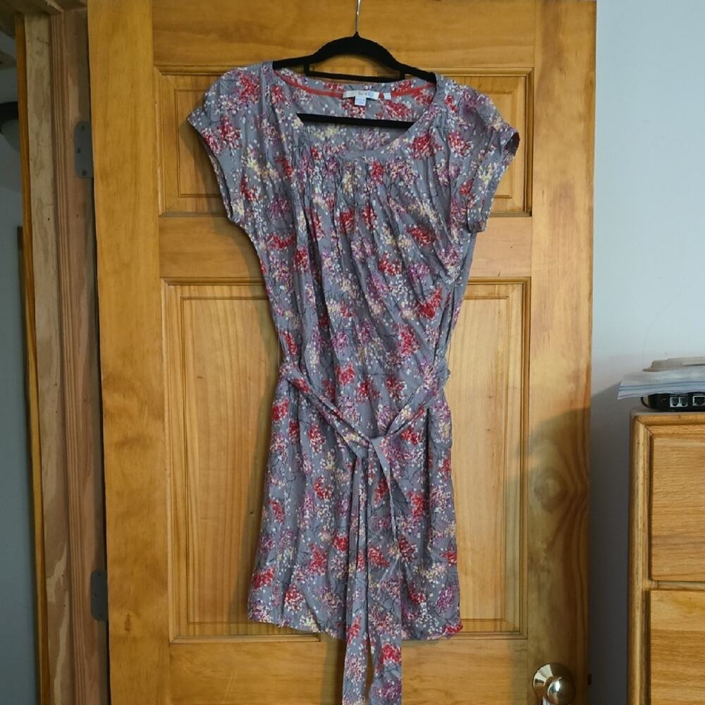 Boden Floral Tie Waist Dress Women's 8 Gray Pink Red Short Sleeve Cottagecore